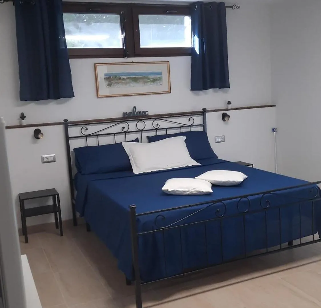招待所 Cala Sinzias La Casa Del Sole酒店
